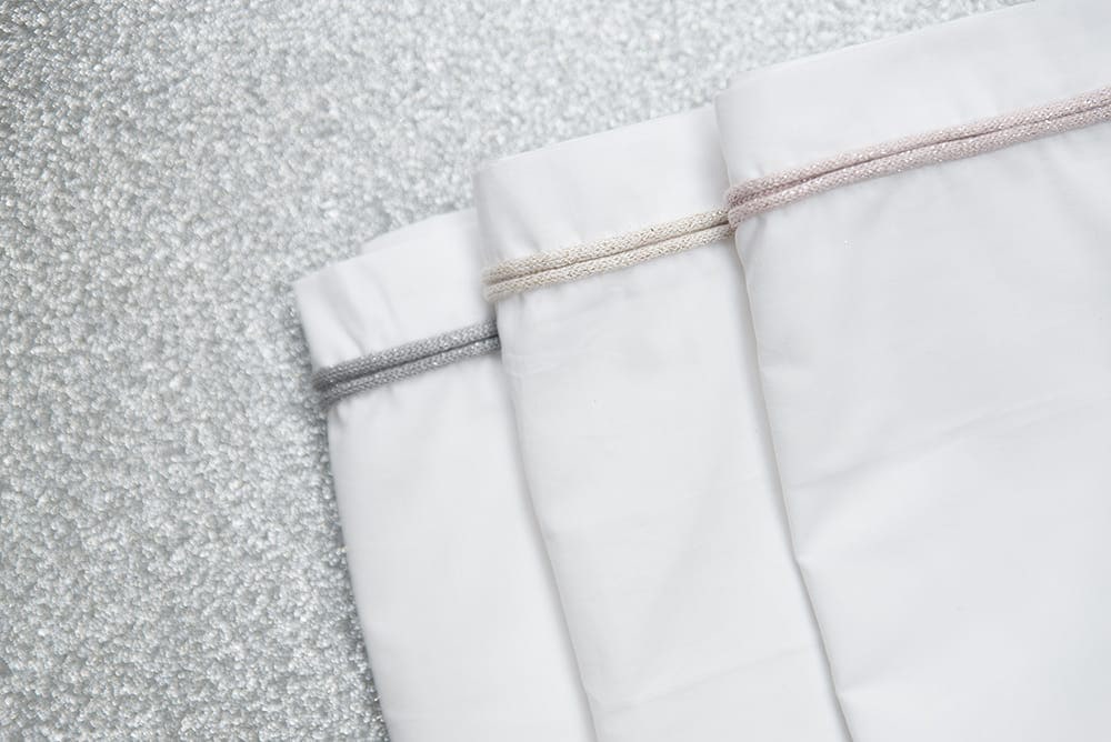 Drap lit bébé ruban tricoté ivoire-doré/blanc